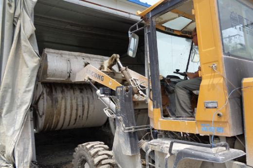 Put the broken stone to ball mill machine